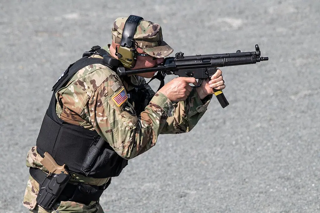 MP5射撃画像