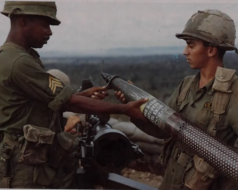 106mm(XM 581)ビーハイブ弾画像